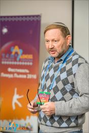 MMZ Gastprofessor Vladimir Zeev Khanin Foto Boris Bukhman